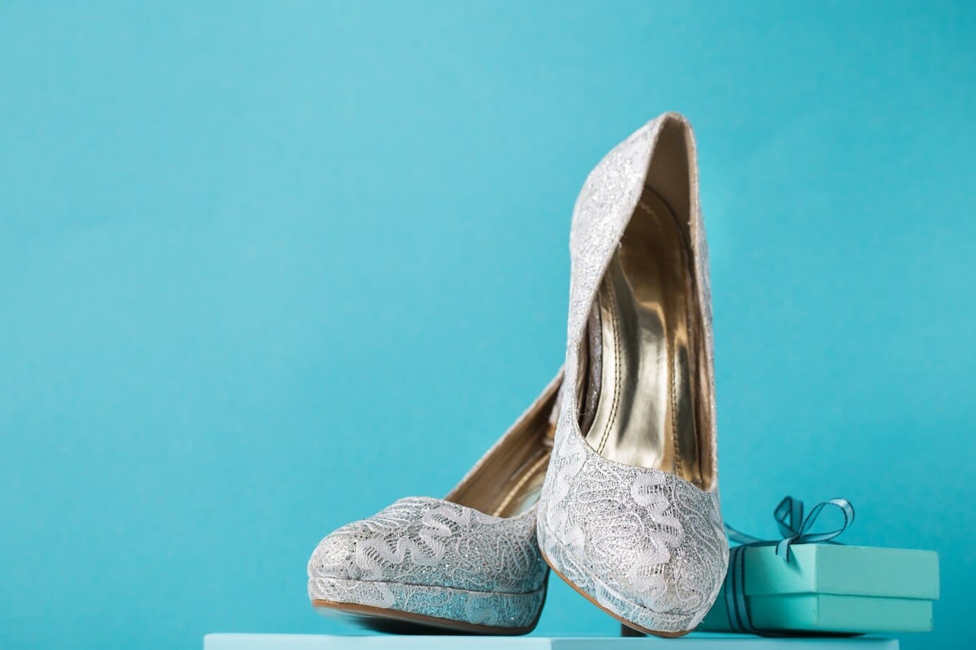 silver shoes with green dress