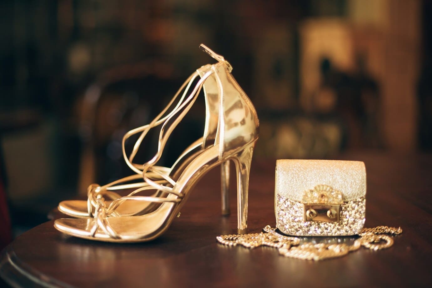 gold shoes for dark green dress
