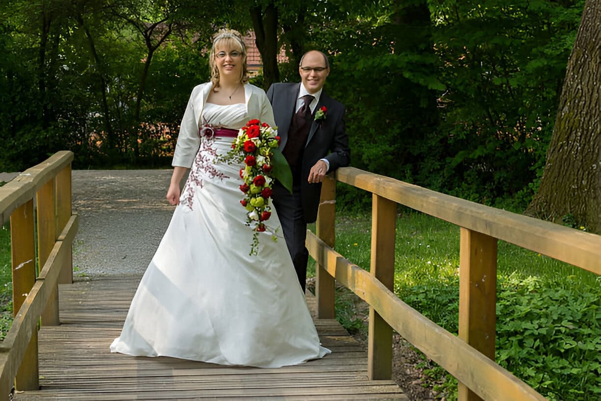 dresses to wear in winter wedding