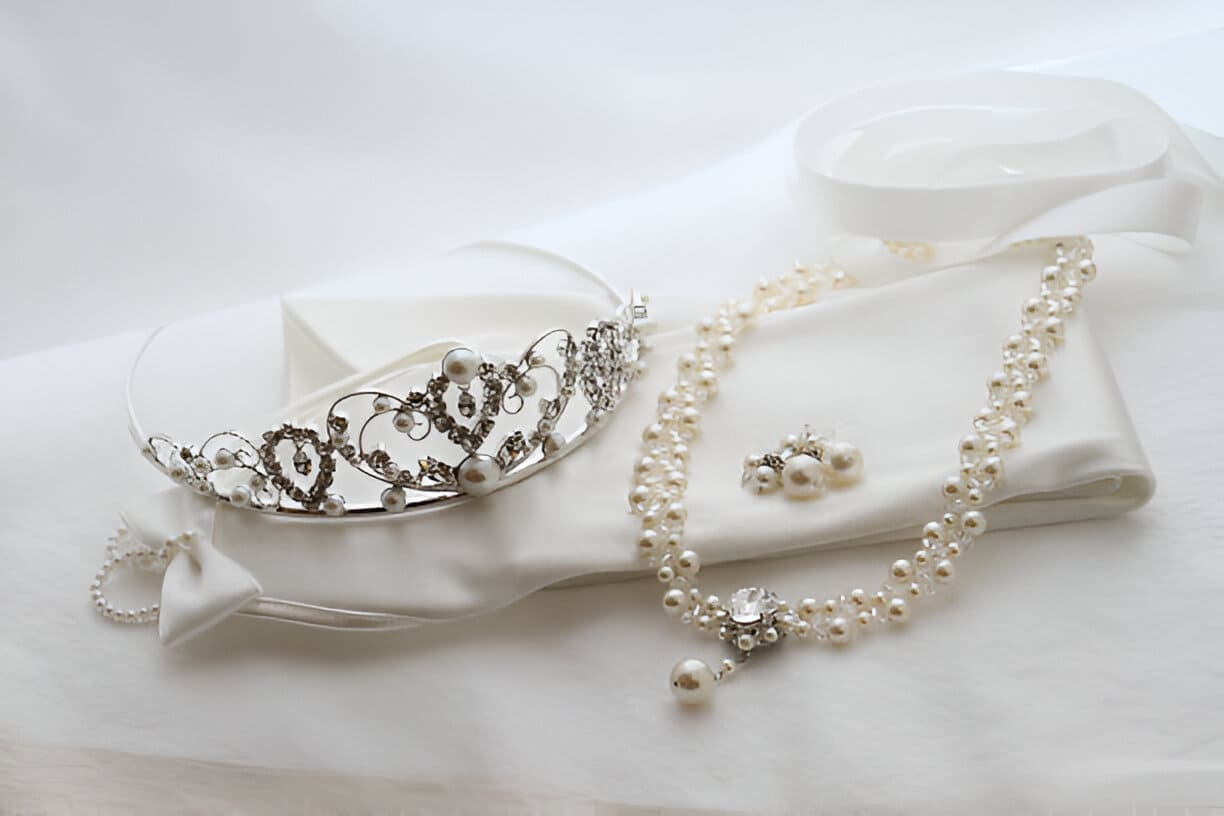 wedding accessories for womenâ€‹